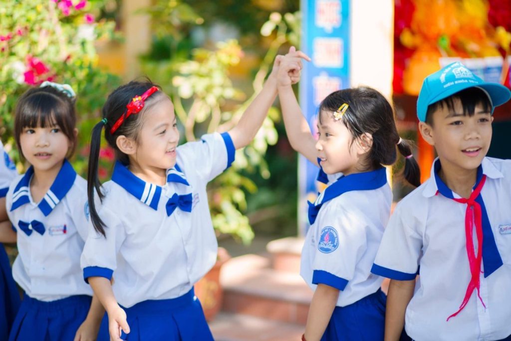 Chú Hề Hoạt Náo Tại Huế