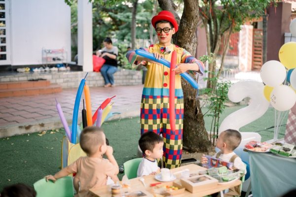 Chú Hề Mầm Non + Trang Trí Tiệc