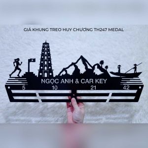 gia-khung-treo-huy-chuong-0940